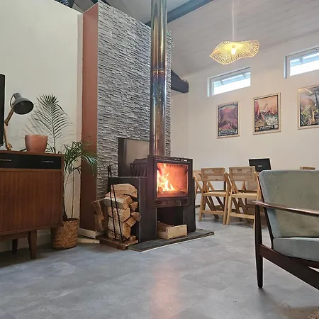 Проживание в семье 3 Maison Proche